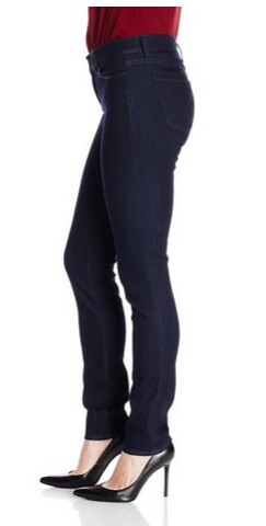 Calvin Klein  CK女士紧身牛仔裤原价$70 现历史低价$35.3 公码8折$28.24
