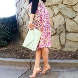 Rebecca Minkoff 瑞贝卡·明可弗 Leo 信封款牛皮手包 原价,现历史新低.31,直邮含税到手仅¥305