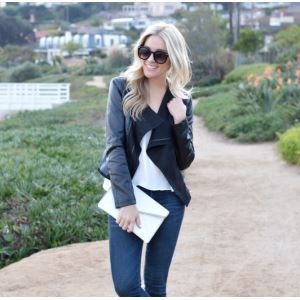 Rebecca Minkoff 瑞贝卡·明可弗 Leo 信封款牛皮手包 原价,现历史新低.31,直邮含税到手仅¥305