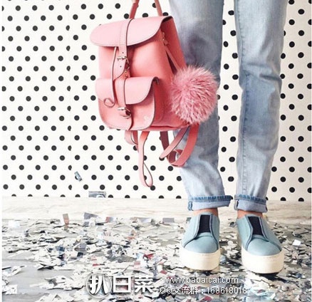 Unineed英国奢侈品折扣网:英国经典 GRAFEA 迷你纯色女包 多色售价£160 ,用码后实付£120,免费直邮到手¥1050