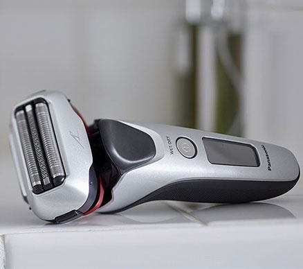 亚马逊海外购：Panasonic 松下 ES-LT2N 干湿两用 电动剃须刀 降至￥421.14 ，直邮免运费，含税到手约￥532.15