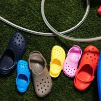 日本亚马逊：Crocs 卡洛驰 儿童洞洞凉鞋 折后实付1812日元（约￥106）