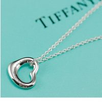 亚马逊海外购：Tiffany&Co 蒂芙尼 镂空心形925纯银项链25152336 降至￥474.17，直邮免运费，含税到手新低仅￥527
