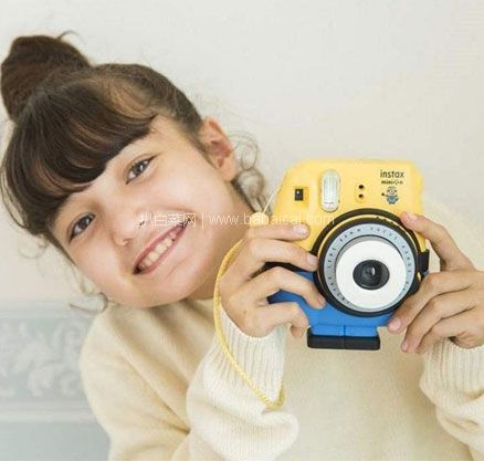 亚马逊海外购：FUJIFILM 富士 Instax Mini 8 小黄人版 拍立得相机   补货至￥551.37，免费直邮，含税到手￥671.57