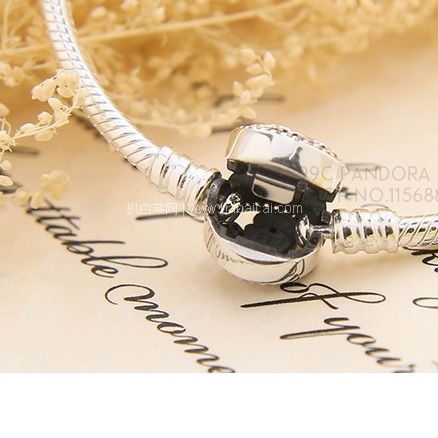 苏宁易购：自营PANDORA 潘多拉 ￥399-150/￥599-300促销！经典复古诗花绽放链扣 珐琅手链 手镯 尺寸可选 折后新低补货￥388包邮