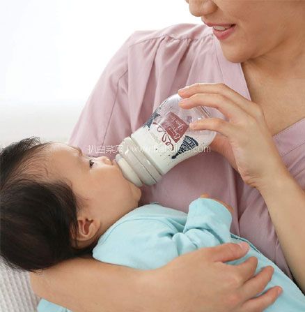 日本亚马逊：Pigeon 贝亲 母乳实感奶瓶 80ml/160ml 多色可选 低至1167日元（约￥77，下单返12积分）