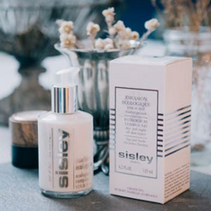 西班牙Perfume’s Club官网：Sisley希思黎 全能乳液 125ml  降至€141，直邮包邮包税到手￥1049