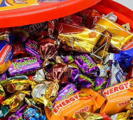 天猫商城：俄罗斯进口 混合巧克力糖果新年礼盒 450g  双重优惠后￥23.6元包邮