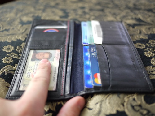 TOMMY HILFIGER 汤米希尔费格 小羊皮竖版两折钱包历史低价.99 到手¥185