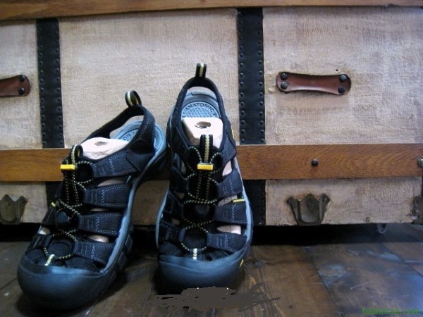 大白菜补货！销量第一，KEEN户外凉鞋/溯溪鞋原价$100, 特价$41.48 鞋服8折 历史新低$33