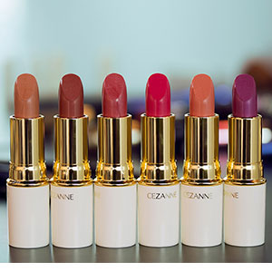 日本亚马逊：CEZANNE 倩丽 润彩唇膏口红 27g  特价518日元（约￥32）