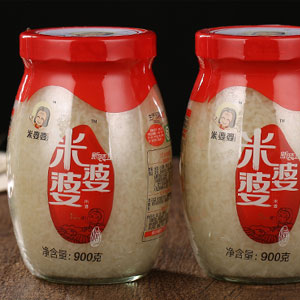 天猫商城：湖北特产 米婆婆 孝感米酒糯米甜酒醪糟 900ml*2瓶+送勺子 现价￥29.8，领取￥5元优惠券，下单实付￥24.8包邮