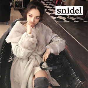 日本亚马逊：Snidel 铃木 SWFC174009 女士翻领大衣 三色可选 8折后12442日元（约￥727）