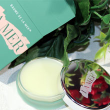 德国保镖大药房：LA MER海蓝之谜 修护唇霜 9g 凑单折后价€44.25（约￥345元）