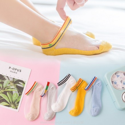 天猫商城:A类纯棉,红豆 儿童棉袜 5双装 多色可选 特价¥39.9,领券减¥20实付¥19.9包邮