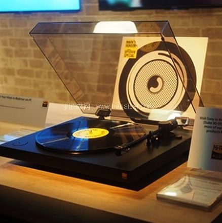 亚马逊海外购：Sony 索尼 PS-HX500 黑胶唱片机 降至￥1939，免费直邮，含税到手￥2156.27