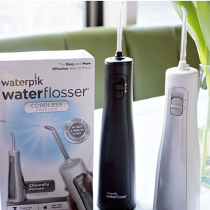 亚马逊海外购：Waterpik 洁碧 WF-03便携式无线自由水牙线 降至￥278.96，直邮免运费，含税到手仅￥304.35