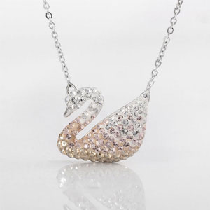 亚马逊海外购：Swarovski 施华洛世奇 标志性天鹅吊坠 5215038 降至￥444，免费直邮，含税到手约￥484.4
