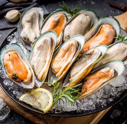 天猫商城：易果生鲜 新西兰进口 半壳青口贝 2斤秒杀价￥19.9，限购2件到手4斤 券后新低￥29.8元包邮，折合￥7.45/斤