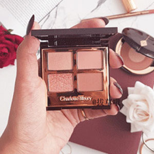 Selfridges：Charlotte Tilbury 限量四色眼影盘Pillow Talk 直邮港澳255.5港币（约217元）