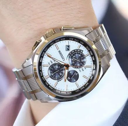 亚马逊海外购：Citizen 西铁城 Attesa系列 Direct Flight AT8048-55A 男士光动能五局电波手表，免费直邮含税到手￥5217.19