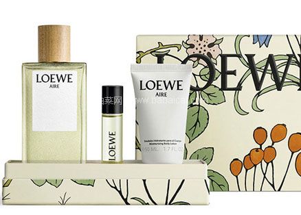 西班牙Perfume’s Club官网：LOEWE 罗意威 马德里天光系列女士淡香水套装（EDT100ml+10ml+身体乳50m） ，一件直邮含税到手约￥593