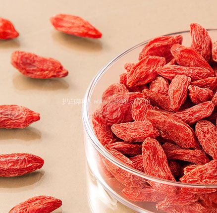 中国枸杞十大品牌，沃福百瑞 2022年新日期特级头茬枸杞 250g*2罐  到手低至￥26.8元包邮