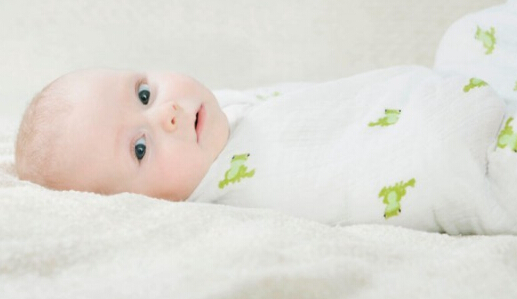 满分好评！aden + anais 100% Muslin细棉婴儿多功能大包巾/抱毯（1.1米*1.1米）4条装史低$26.22 直邮无税